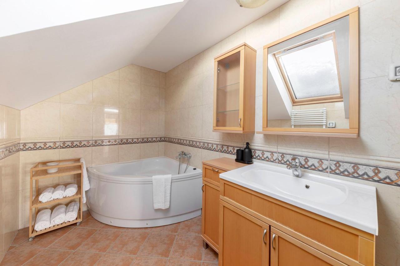 Guest House Struc Slovenj Gradec Eksteriør bilde